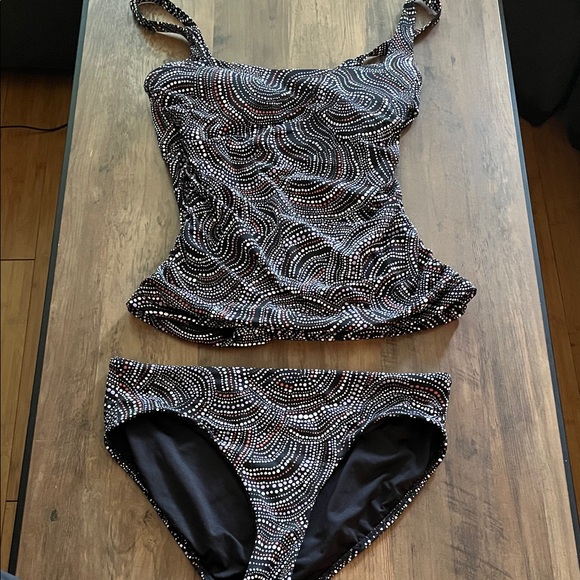 Athleta Black and White Patterned Bikini - Picture 1 of 4